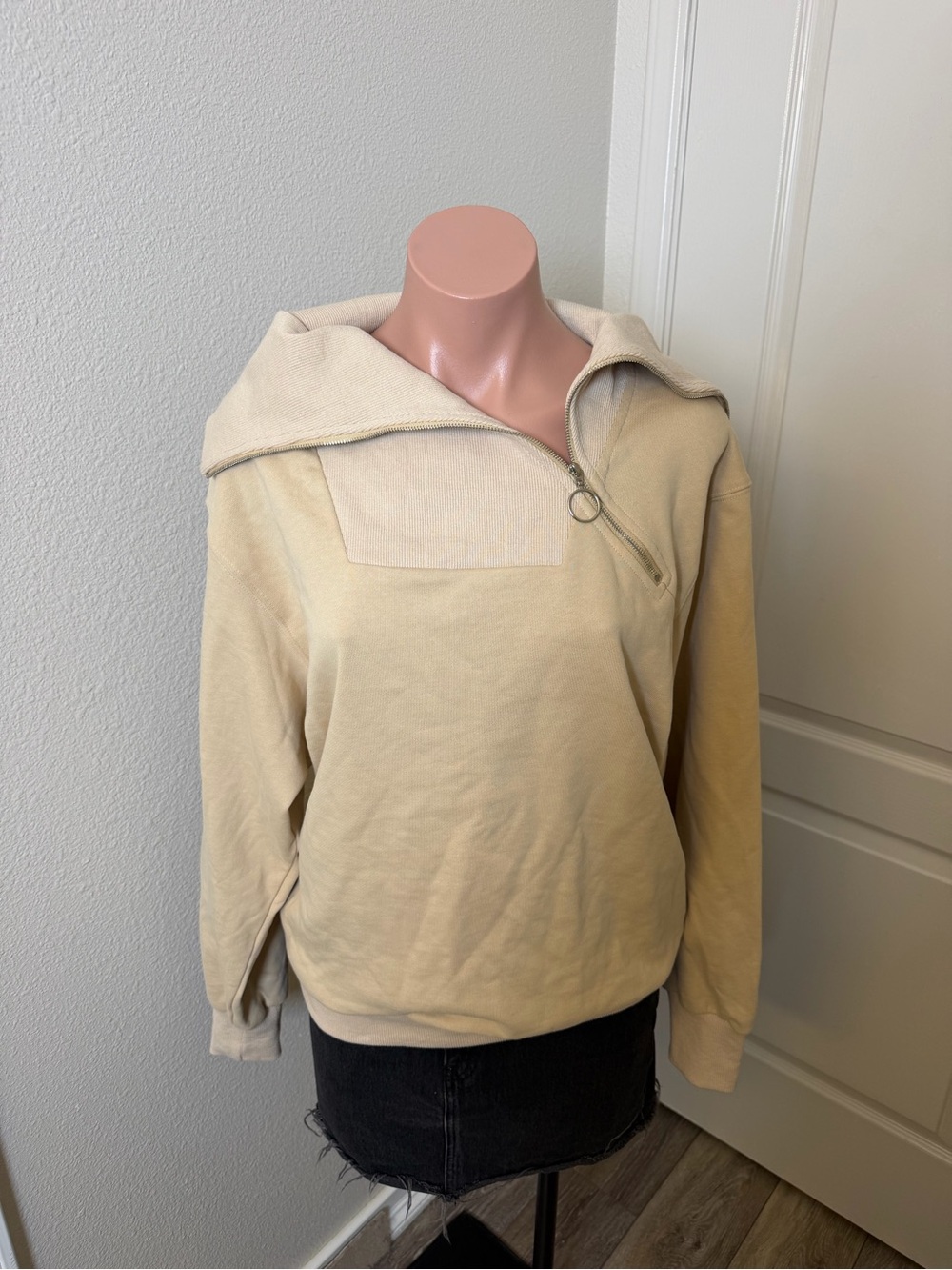 Lucy whims by The Drop Half-Zip Hooded Pullover Sweatshirt in Light Beige Sz M